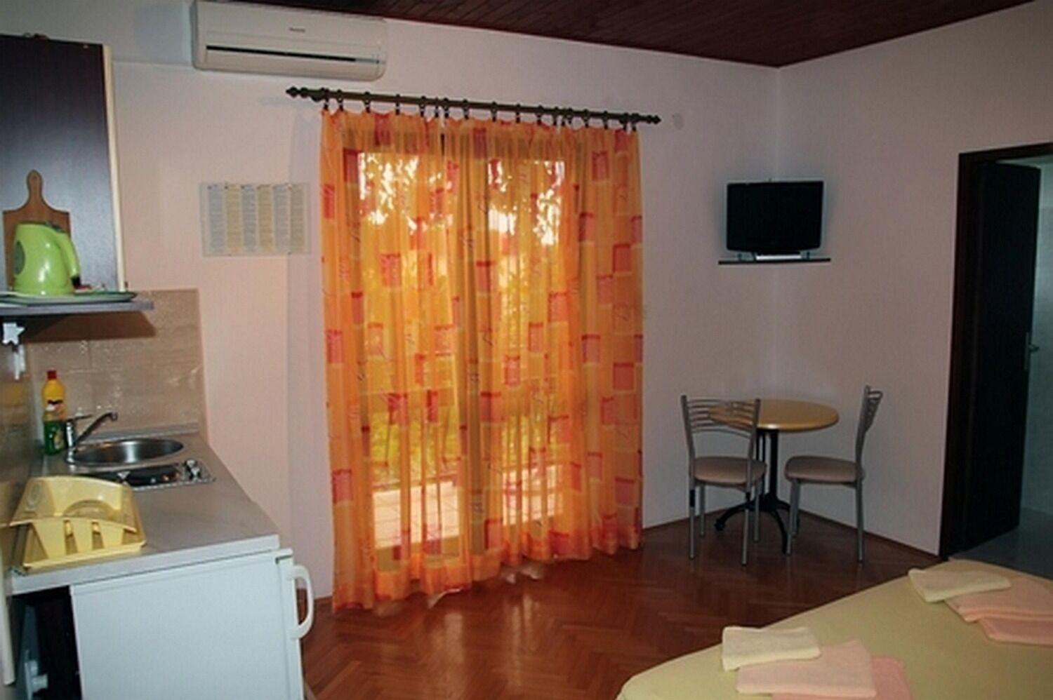 Apartments Sini มาคาร์สกา ภายนอก รูปภาพ